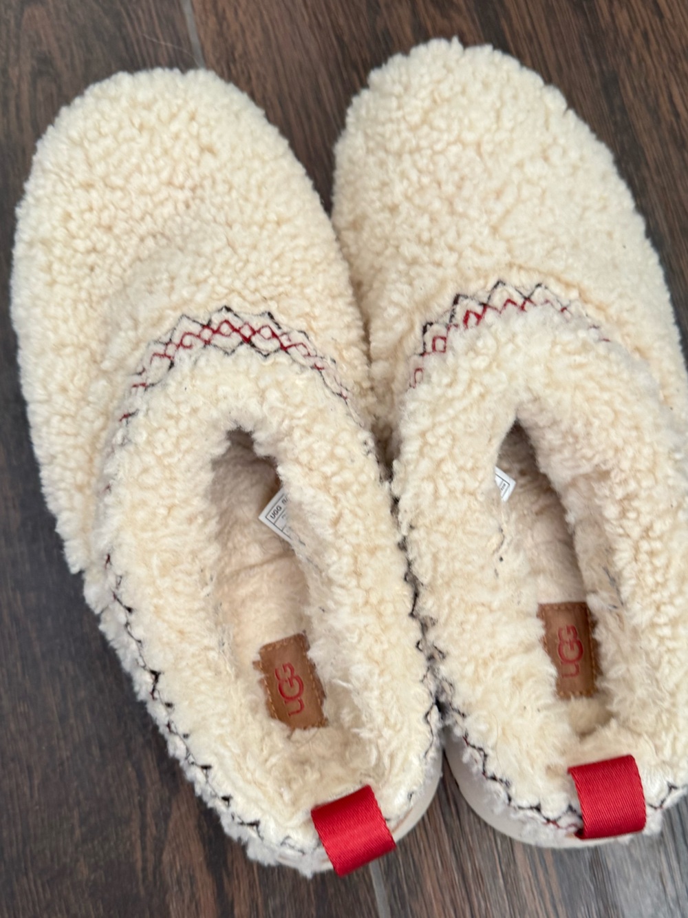 UGG Heritage Natural Tazz Fluffy Braid Sherpa Platform Slippers
Size 9 Cream EUC - Picture 5 of 7